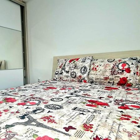 Elyse Comfortable Apartment Close To Palas Mall Yaş Dış mekan fotoğraf
