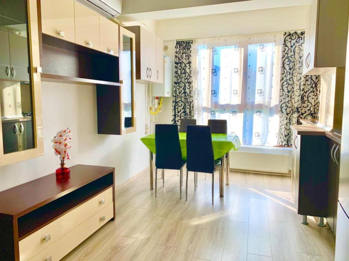 Elyse Comfortable Apartment Close To Palas Mall Yaş Dış mekan fotoğraf