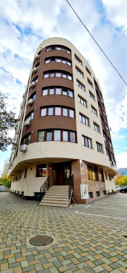 Elyse Comfortable Apartment Close To Palas Mall Yaş Dış mekan fotoğraf